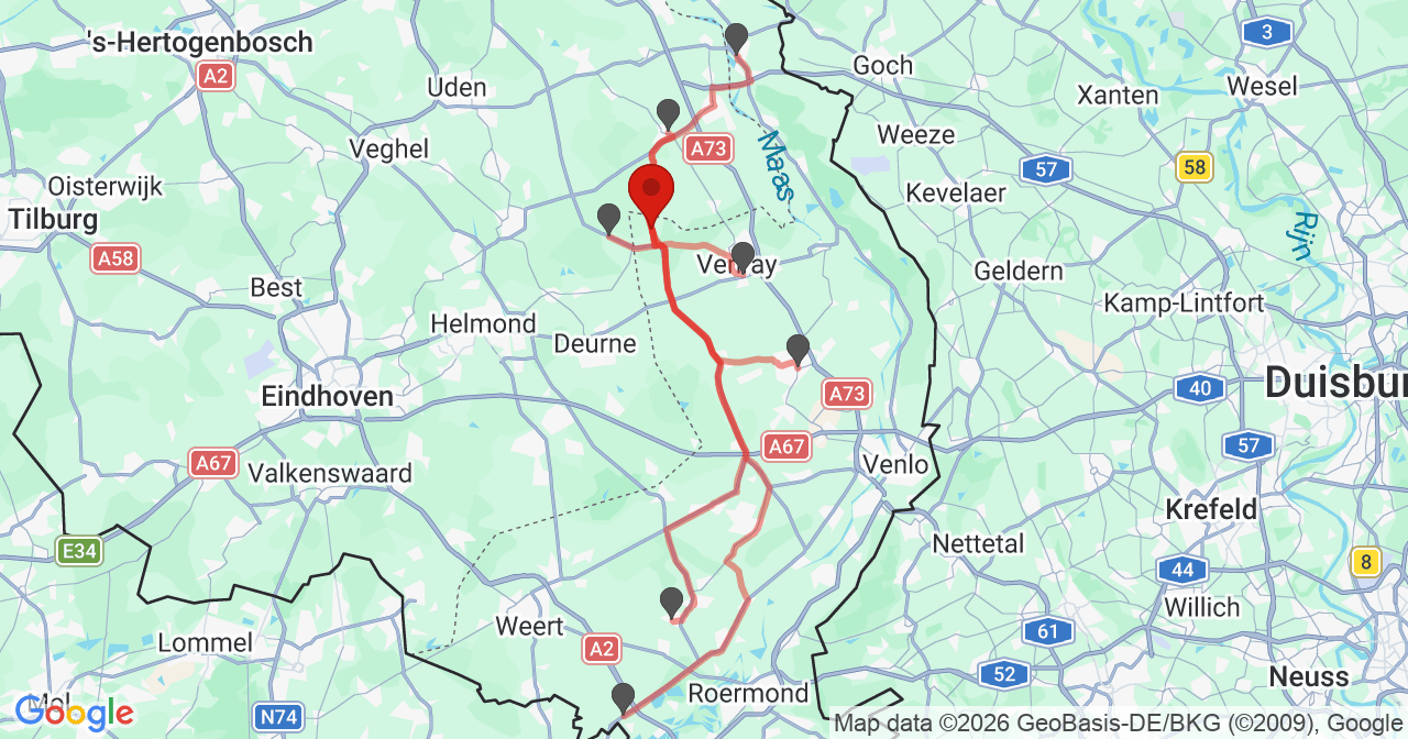 Kaart van het incident in Vredepeel met de aanrijroutes van de gealarmeerde eenheden