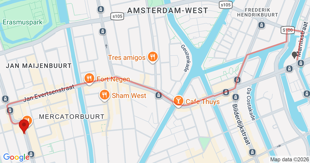 Kaart van het incident in Amsterdam met de aanrijroutes van de gealarmeerde eenheden
