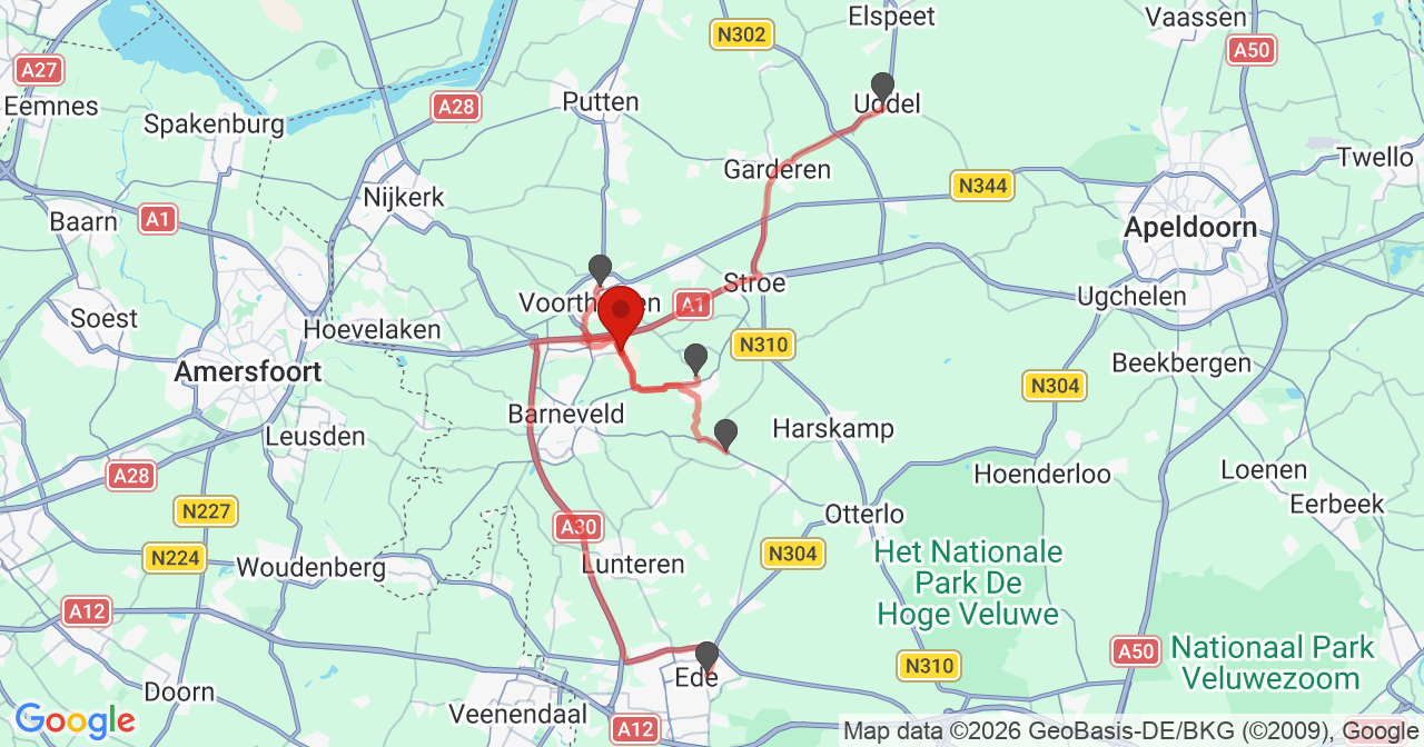 Kaart van het incident in Barneveld met de aanrijroutes van de gealarmeerde eenheden