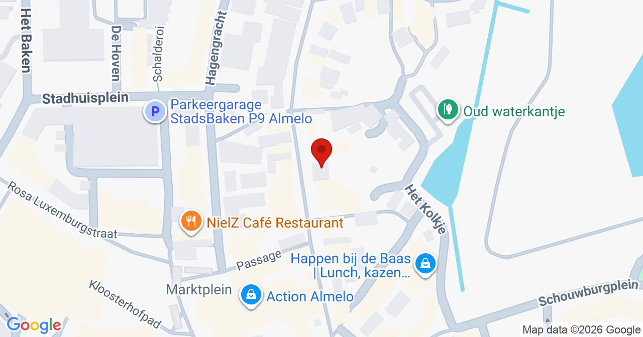 Kaart van het incident in Almelo met de aanrijroutes van de gealarmeerde eenheden