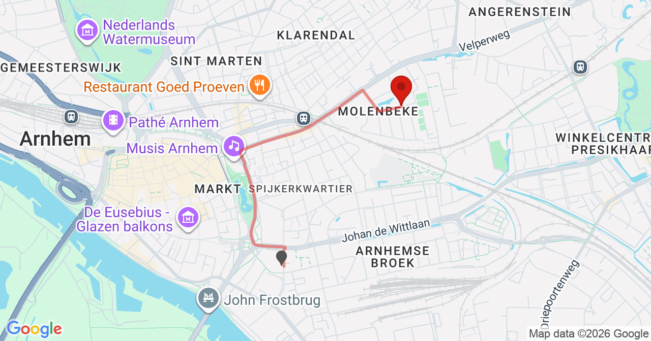 Kaart van het incident in Arnhem met de aanrijroutes van de gealarmeerde eenheden