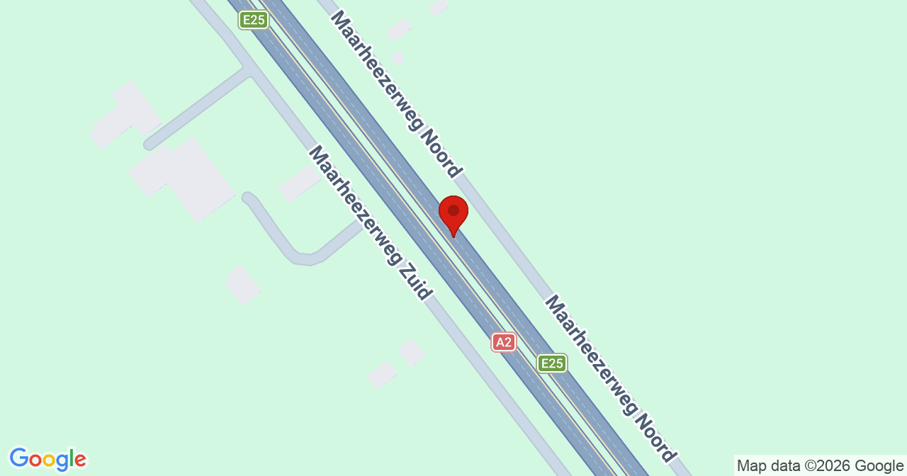 Kaart van het incident in Leende met de aanrijroutes van de gealarmeerde eenheden