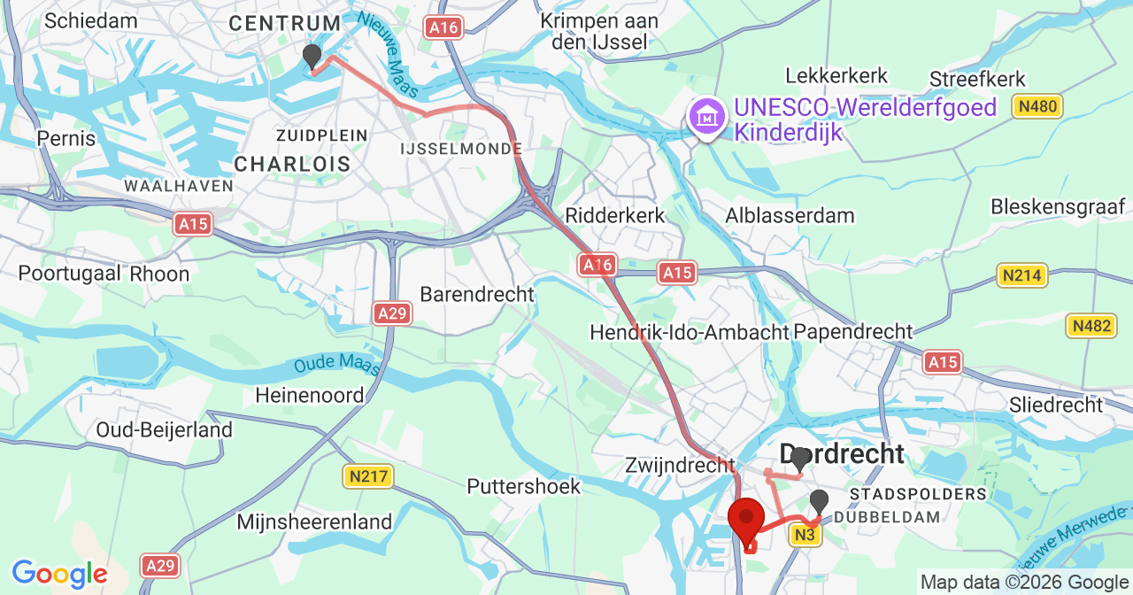 Kaart van het incident in Dordrecht met de aanrijroutes van de gealarmeerde eenheden