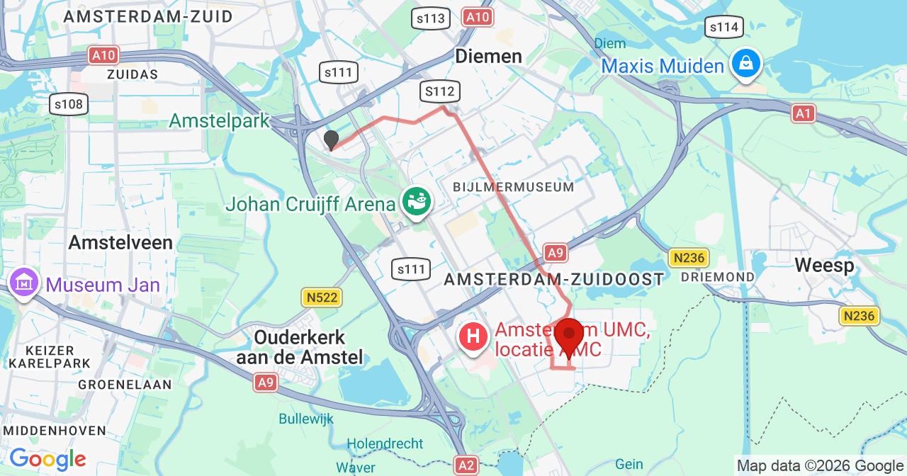 Kaart van het incident in Amsterdam met de aanrijroutes van de gealarmeerde eenheden