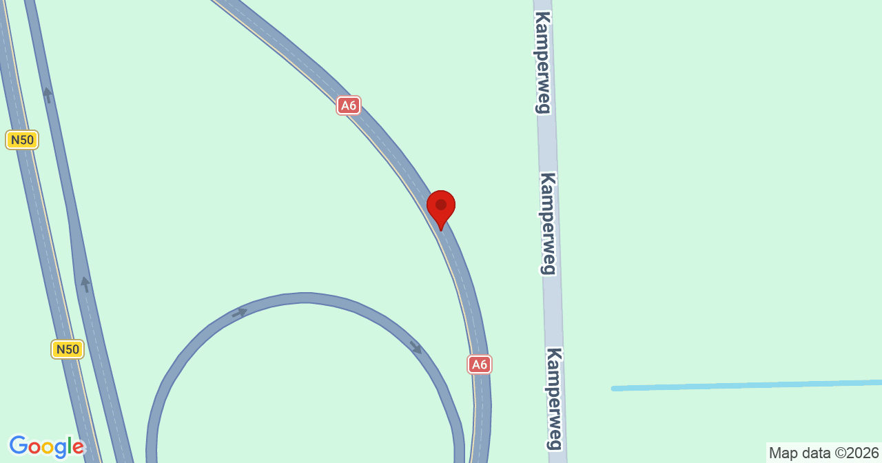 Kaart van het incident in Emmeloord met de aanrijroutes van de gealarmeerde eenheden