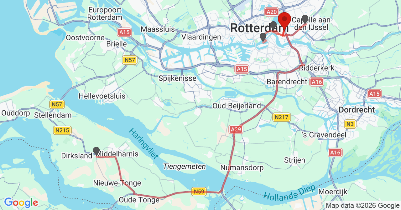 Kaart van het incident in Rotterdam met berekende routes vanaf gealarmeerde posten