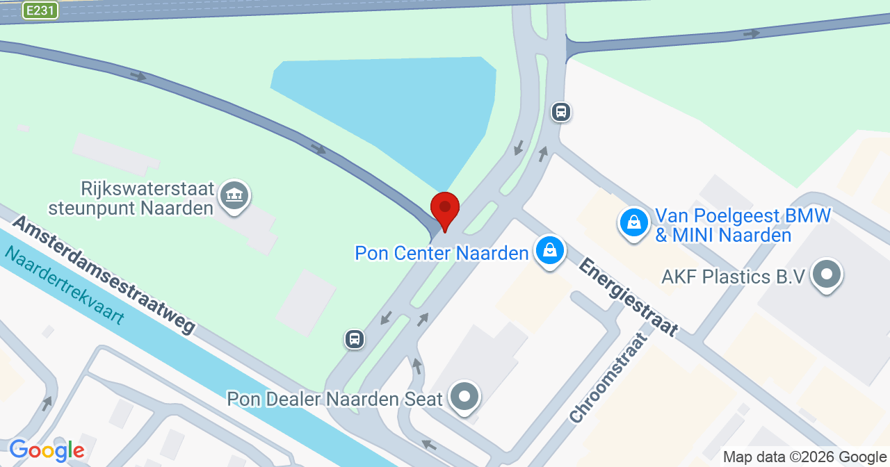 Kaart van het incident in Naarden met berekende routes vanaf gealarmeerde posten