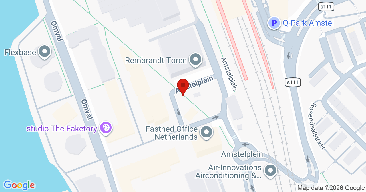 Kaart van het incident in Amsterdam met berekende routes vanaf gealarmeerde posten