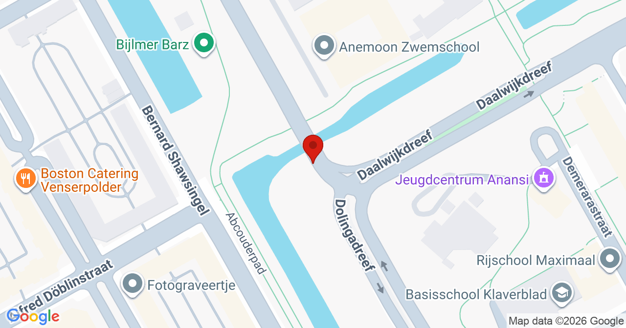 Kaart van het incident in Amsterdam met berekende routes vanaf gealarmeerde posten