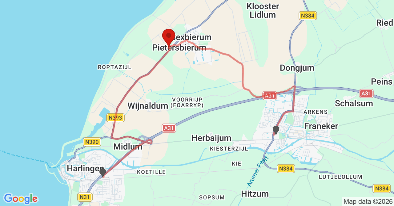 Kaart van het incident in Pietersbierum met de aanrijroutes van de gealarmeerde eenheden