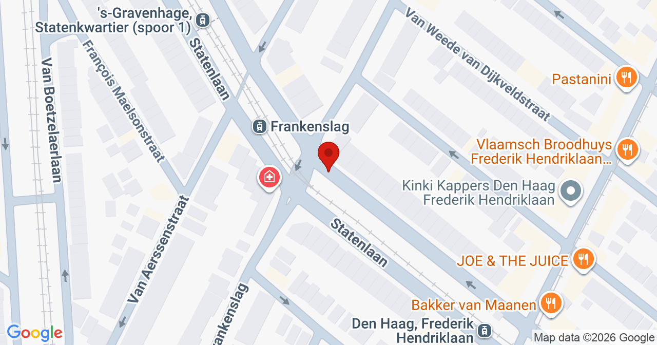 Kaart van het incident in 's-Gravenhage met berekende routes vanaf gealarmeerde posten