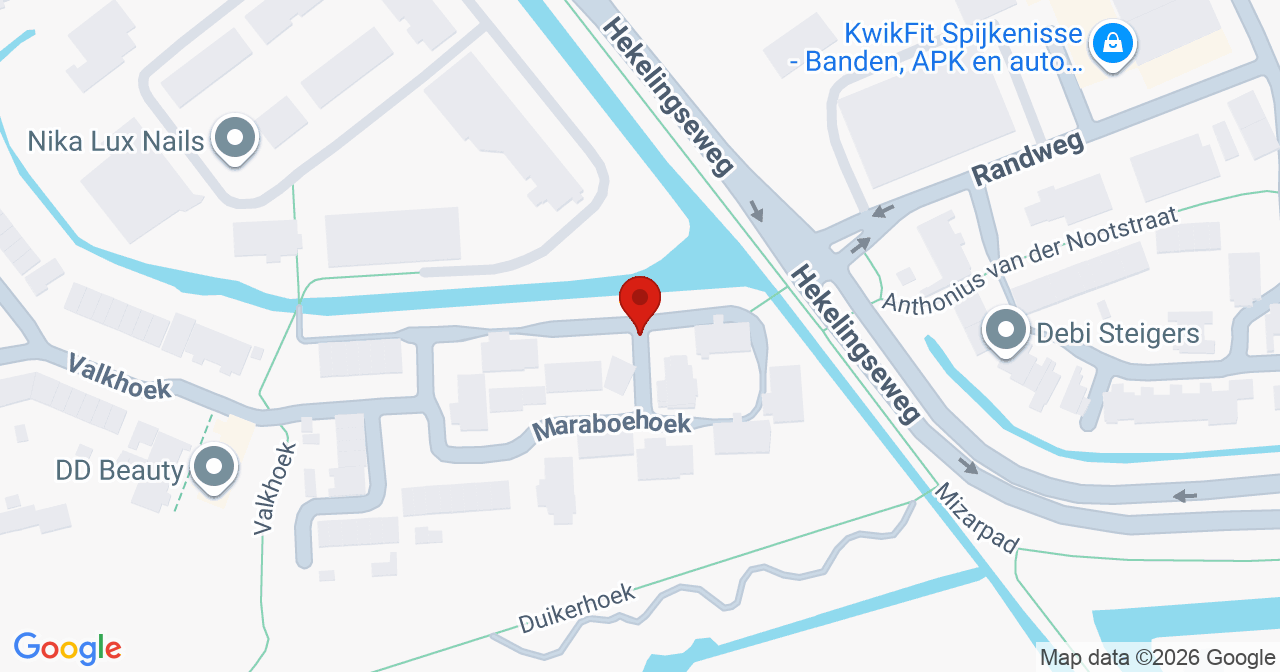Kaart van het incident in Spijkenisse met de aanrijroutes van de gealarmeerde eenheden