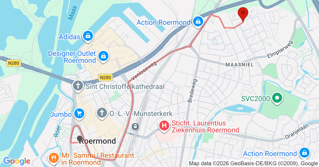 Kaart van het incident in Roermond met berekende routes vanaf gealarmeerde posten
