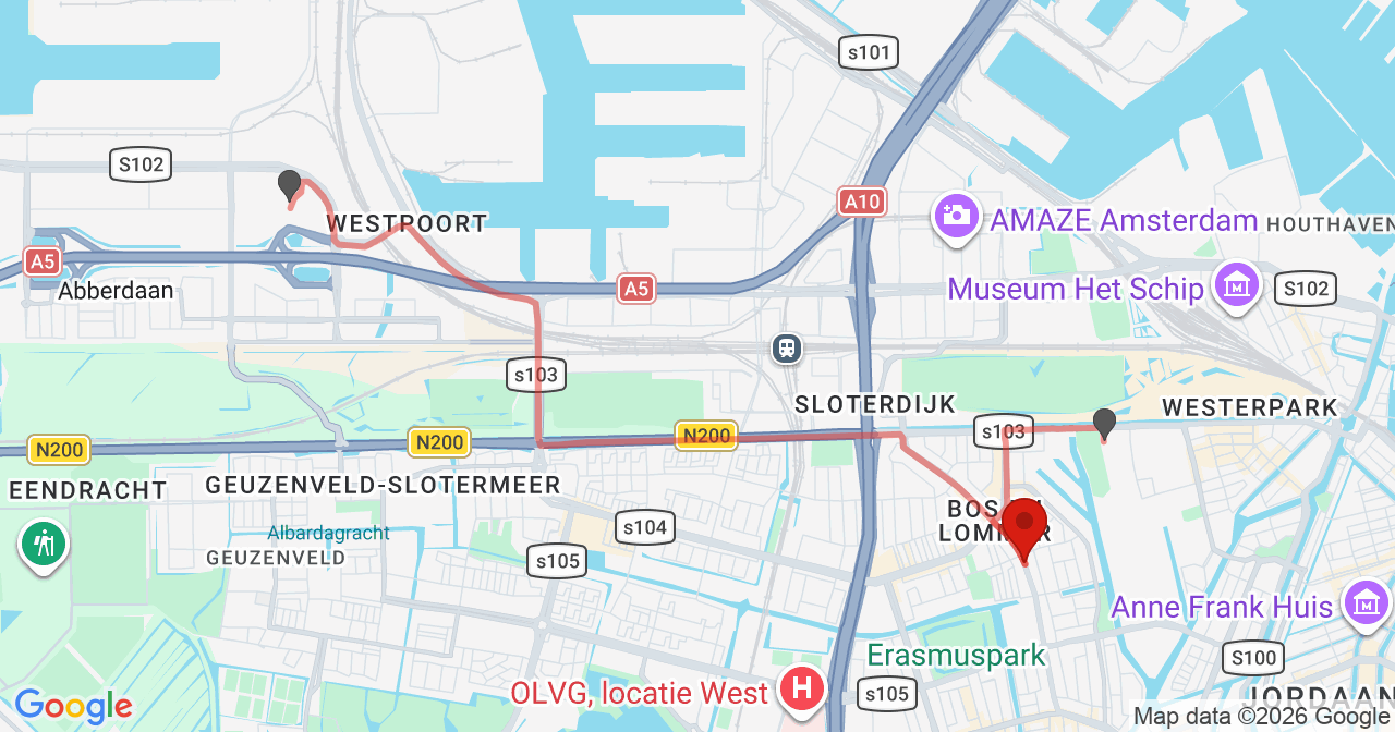Kaart van het incident in Amsterdam met de aanrijroutes van de gealarmeerde eenheden