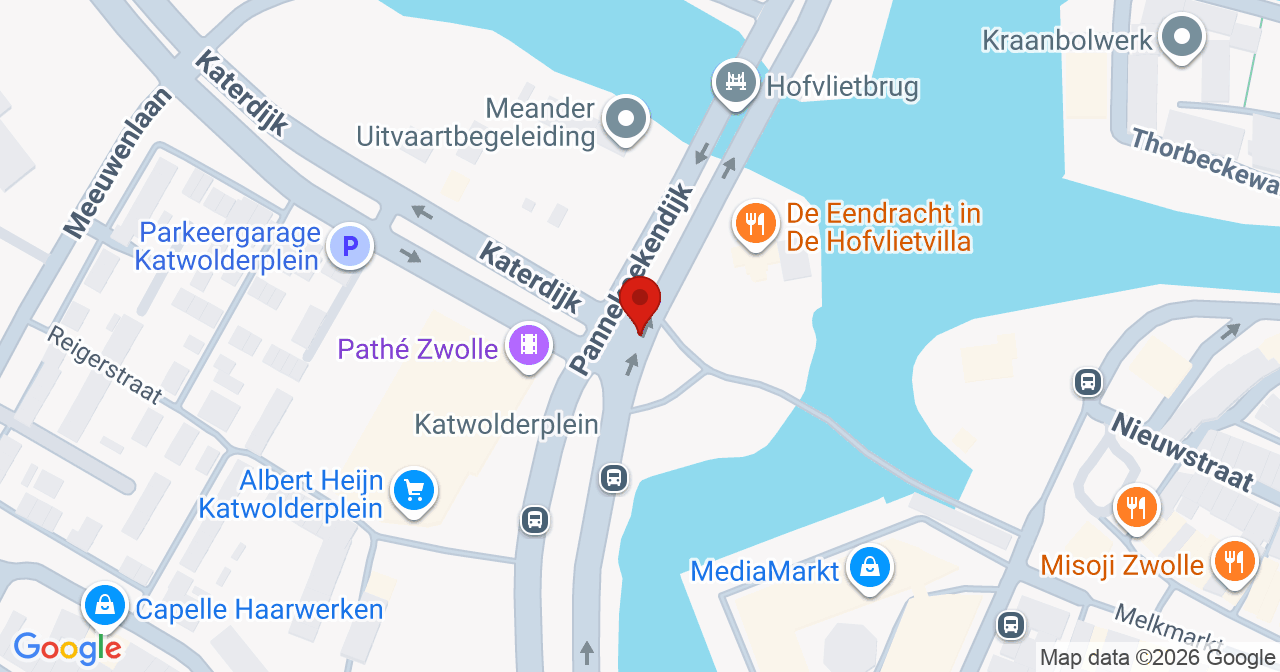 Kaart van het incident in Zwolle met berekende routes vanaf gealarmeerde posten