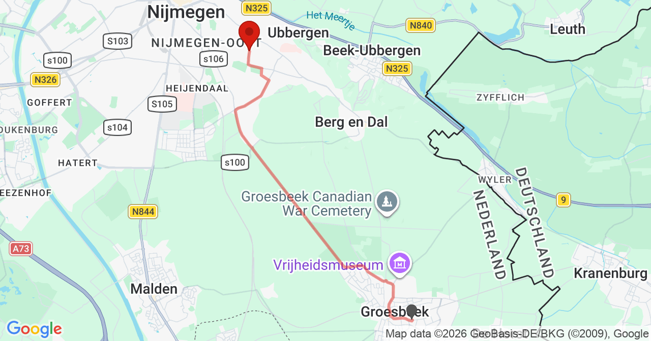 Kaart van het incident in Nijmegen met berekende routes vanaf gealarmeerde posten