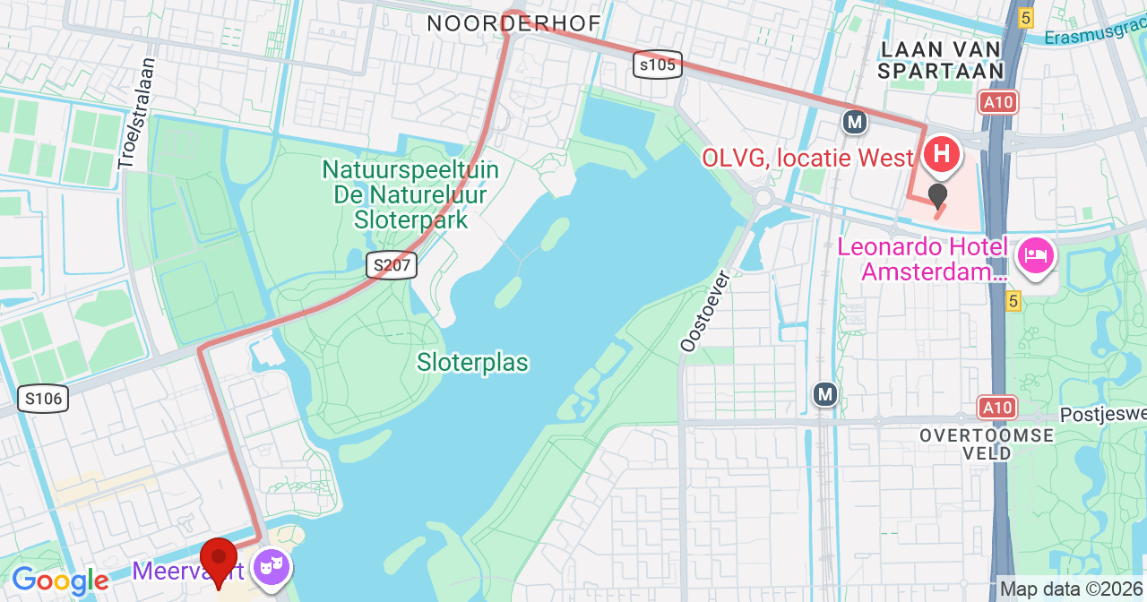 Kaart van het incident in Amsterdam met berekende routes vanaf gealarmeerde posten