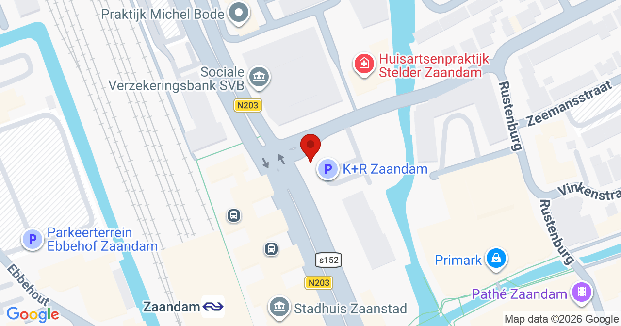 Kaart van het incident in Zaandam met berekende routes vanaf gealarmeerde posten