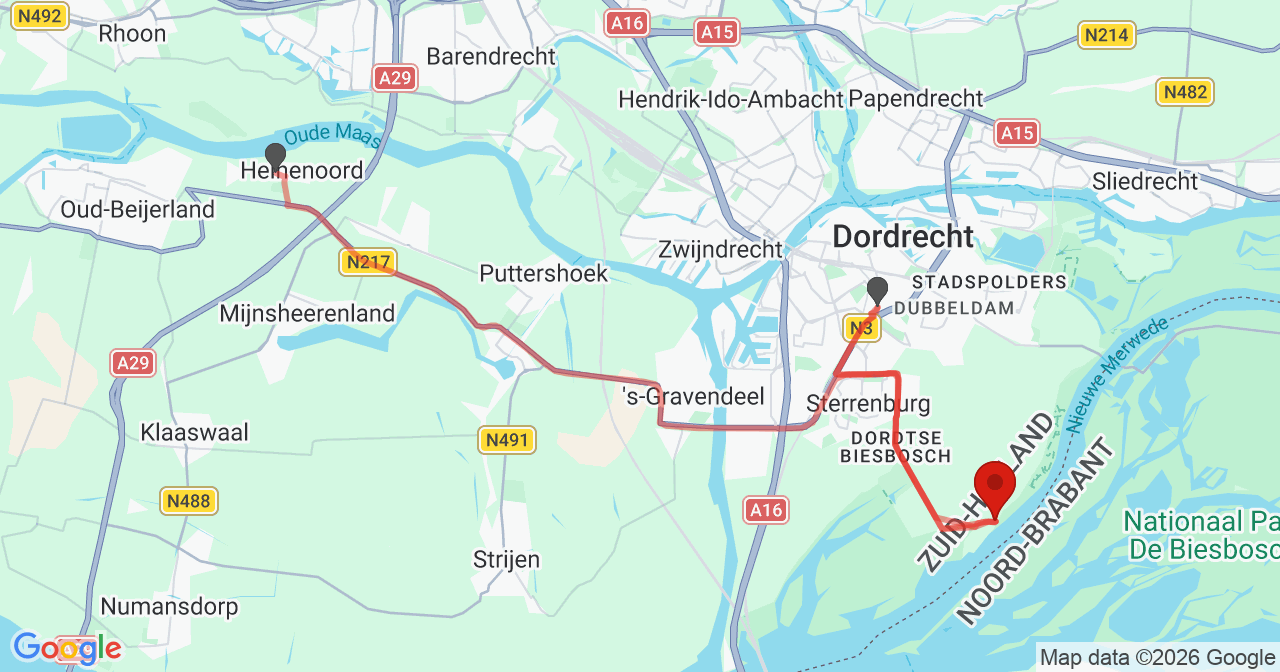 Kaart van het incident in Dordrecht met berekende routes vanaf gealarmeerde posten