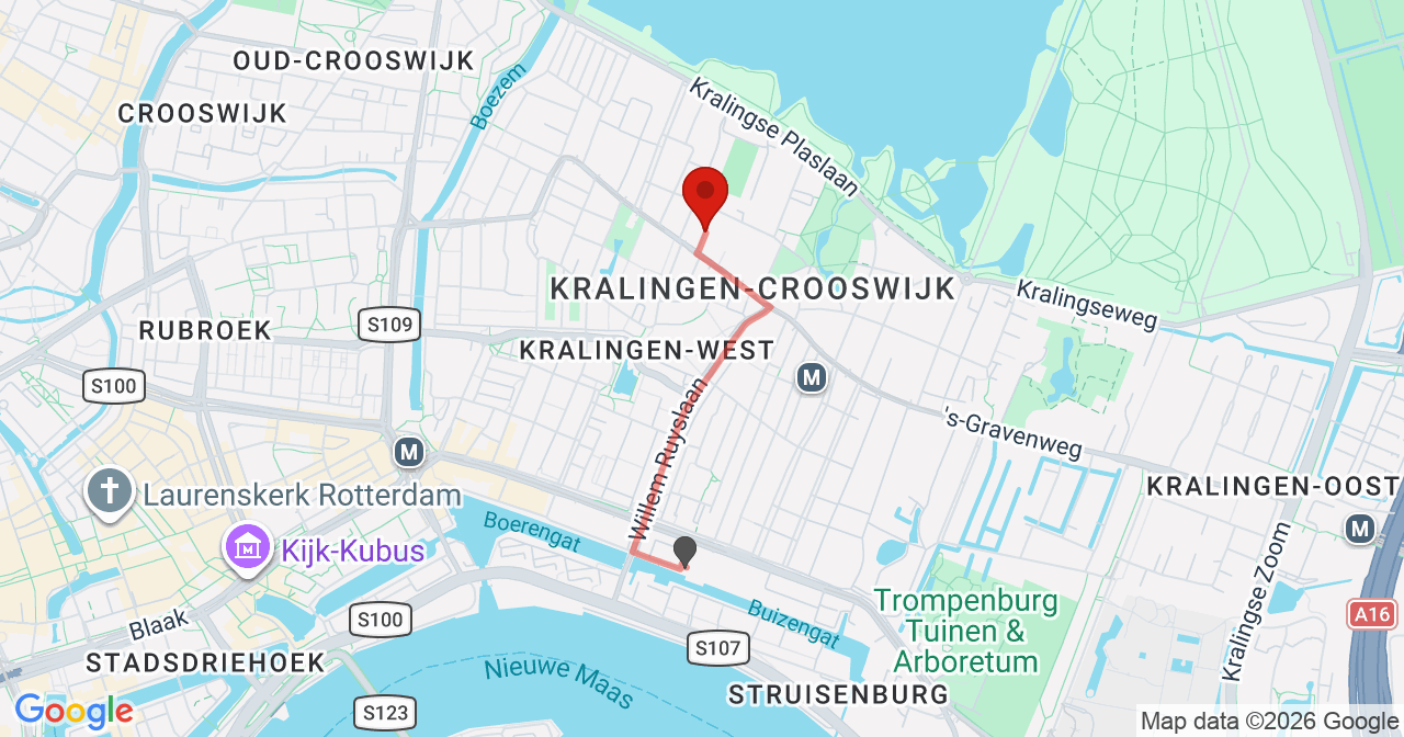 Kaart van het incident in Rotterdam met berekende routes vanaf gealarmeerde posten