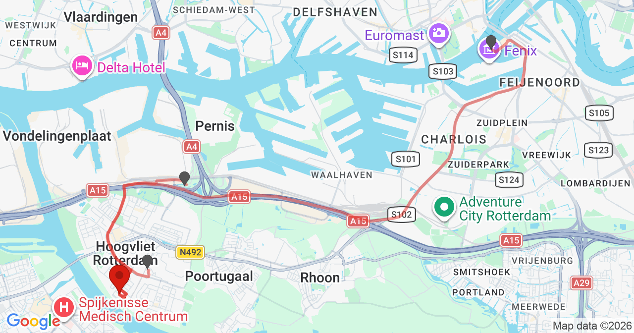 Kaart van het incident in Hoogvliet Rotterdam met berekende routes vanaf gealarmeerde posten