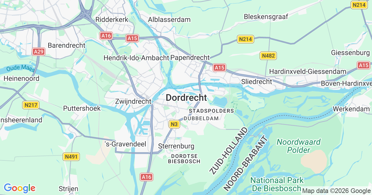 Kaart van het incident in Dordrecht met berekende routes vanaf gealarmeerde posten