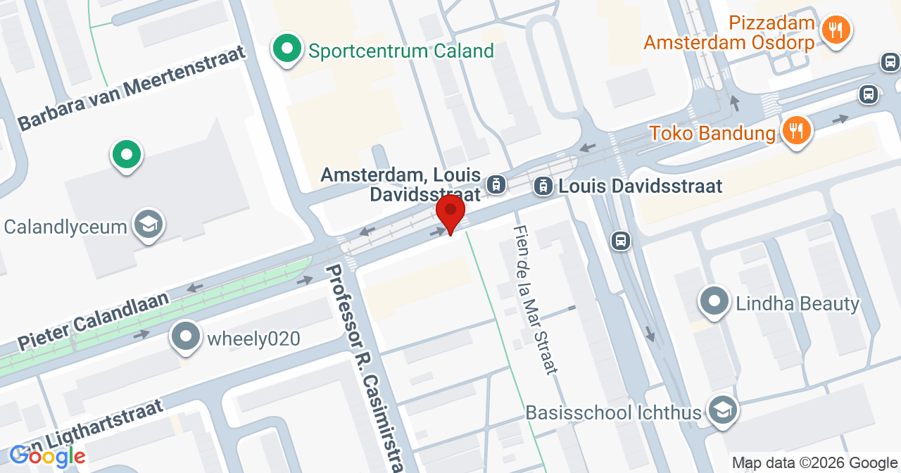 Kaart van het incident in Amsterdam met berekende routes vanaf gealarmeerde posten