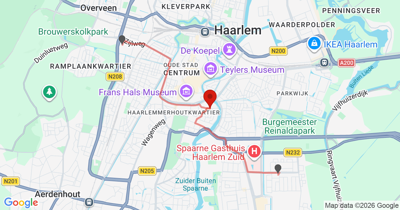 Kaart van het incident in Haarlem met de aanrijroutes van de gealarmeerde eenheden