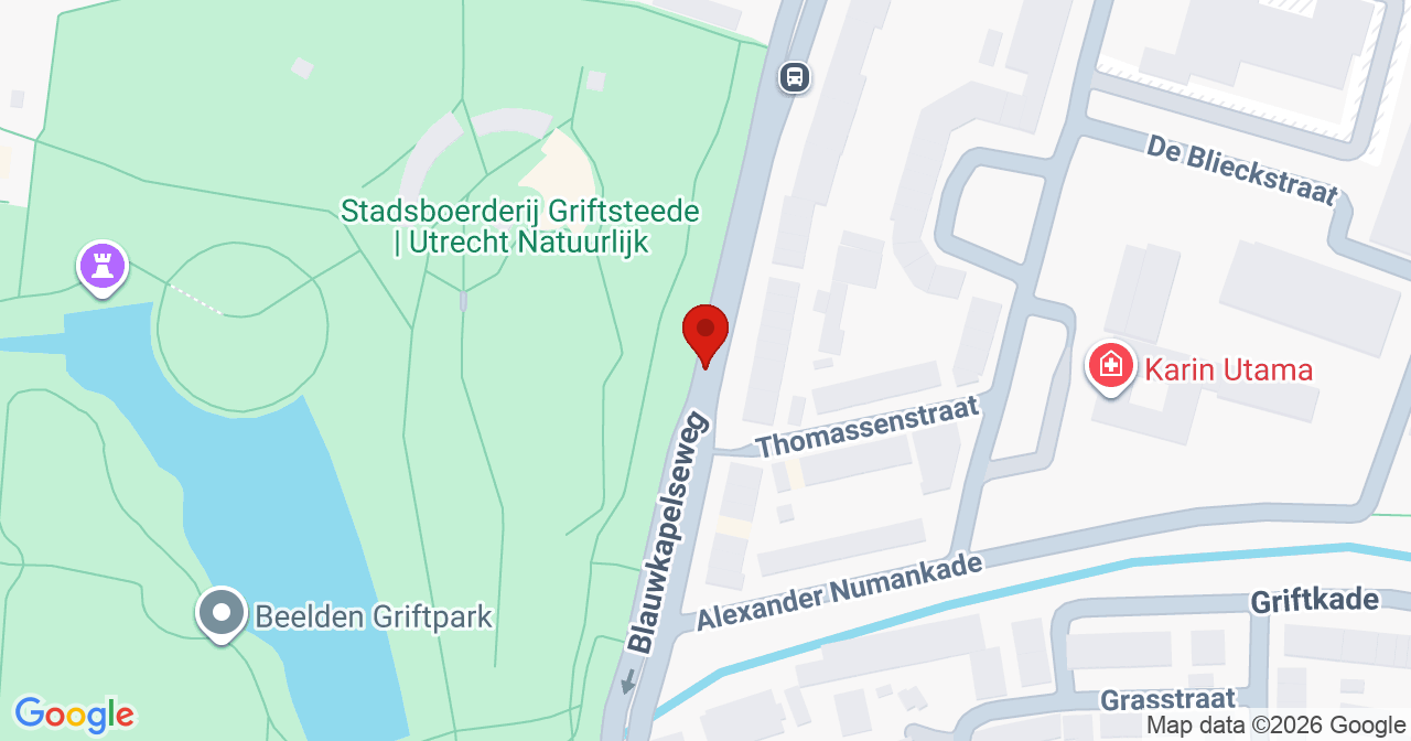 Kaart van het incident in Utrecht met berekende routes vanaf gealarmeerde posten