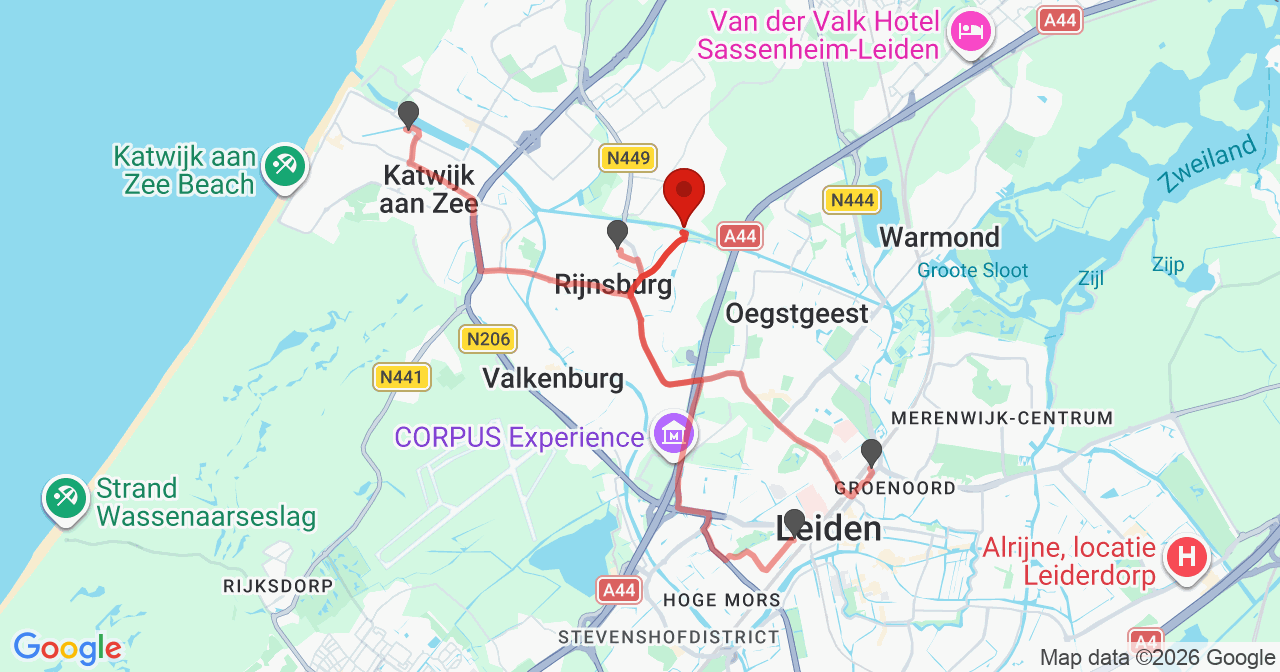 Kaart van het incident in Rijnsburg met berekende routes vanaf gealarmeerde posten