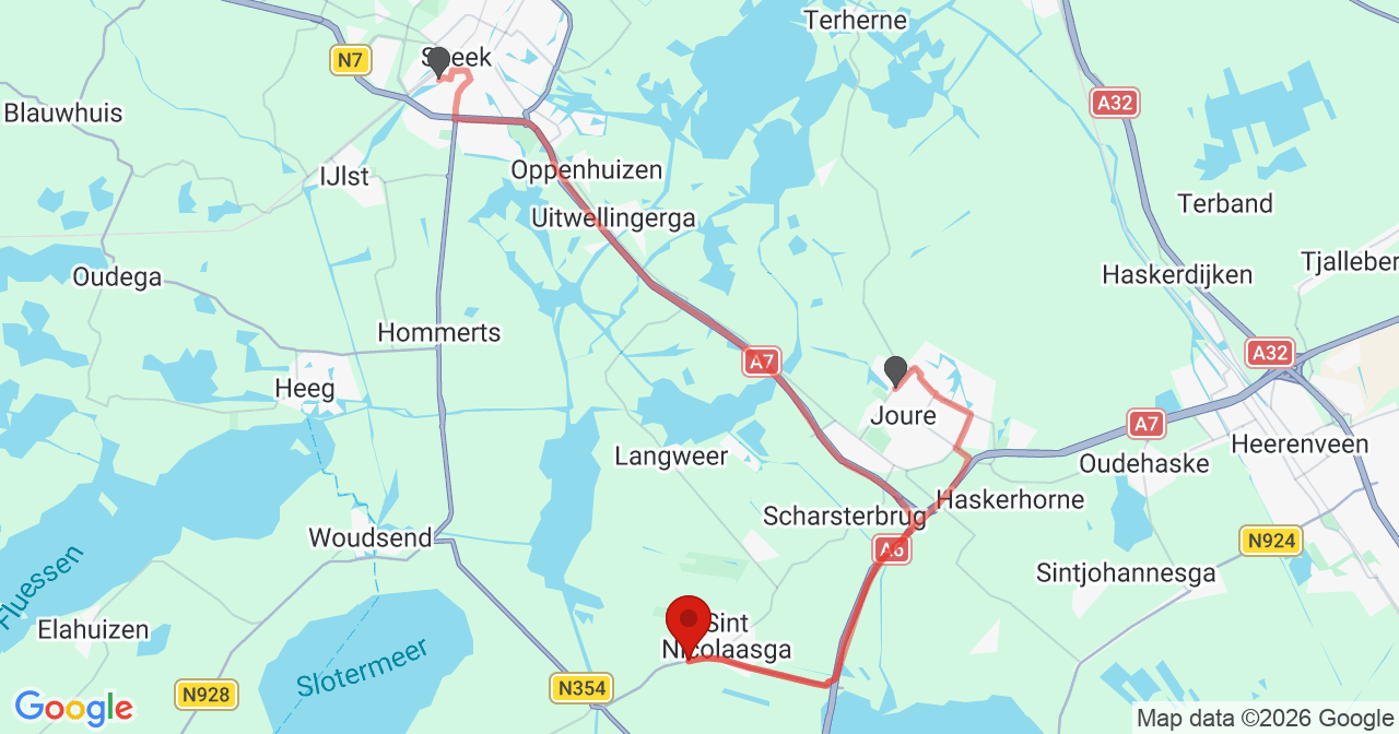 Kaart van het incident in Tjerkgaast met berekende routes vanaf gealarmeerde posten