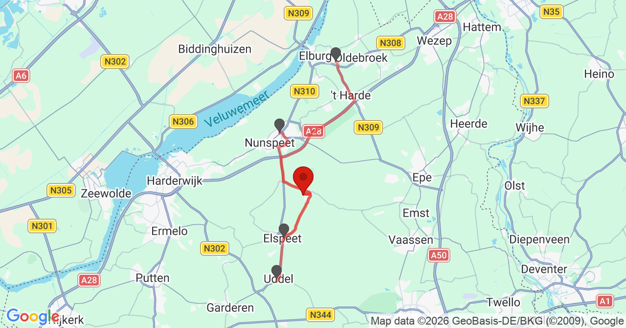 Kaart van het incident in Vierhouten met de aanrijroutes van de gealarmeerde eenheden