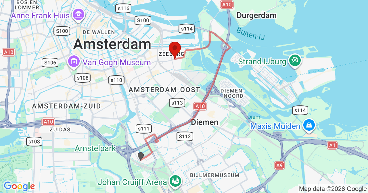 Kaart van het incident in Amsterdam met de aanrijroutes van de gealarmeerde eenheden