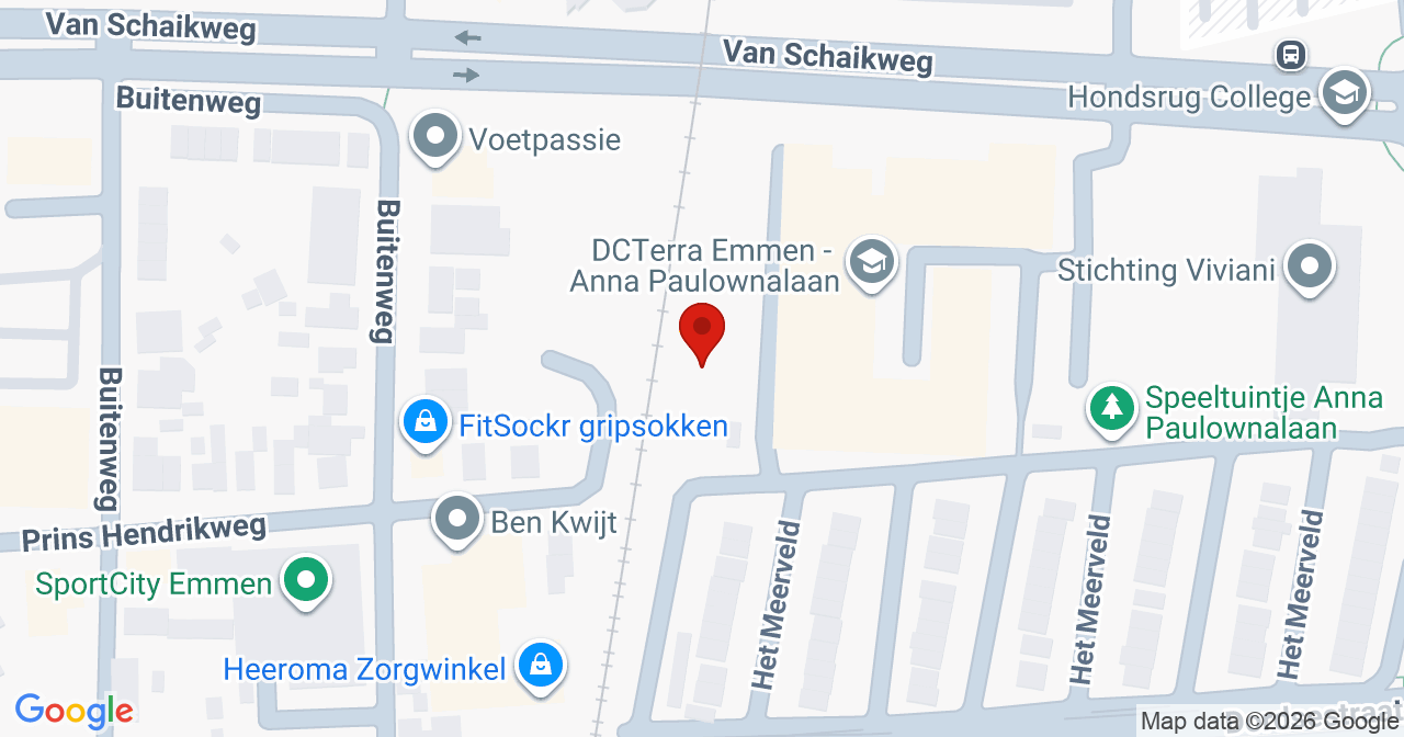 Kaart van het incident in Emmen met berekende routes vanaf gealarmeerde posten