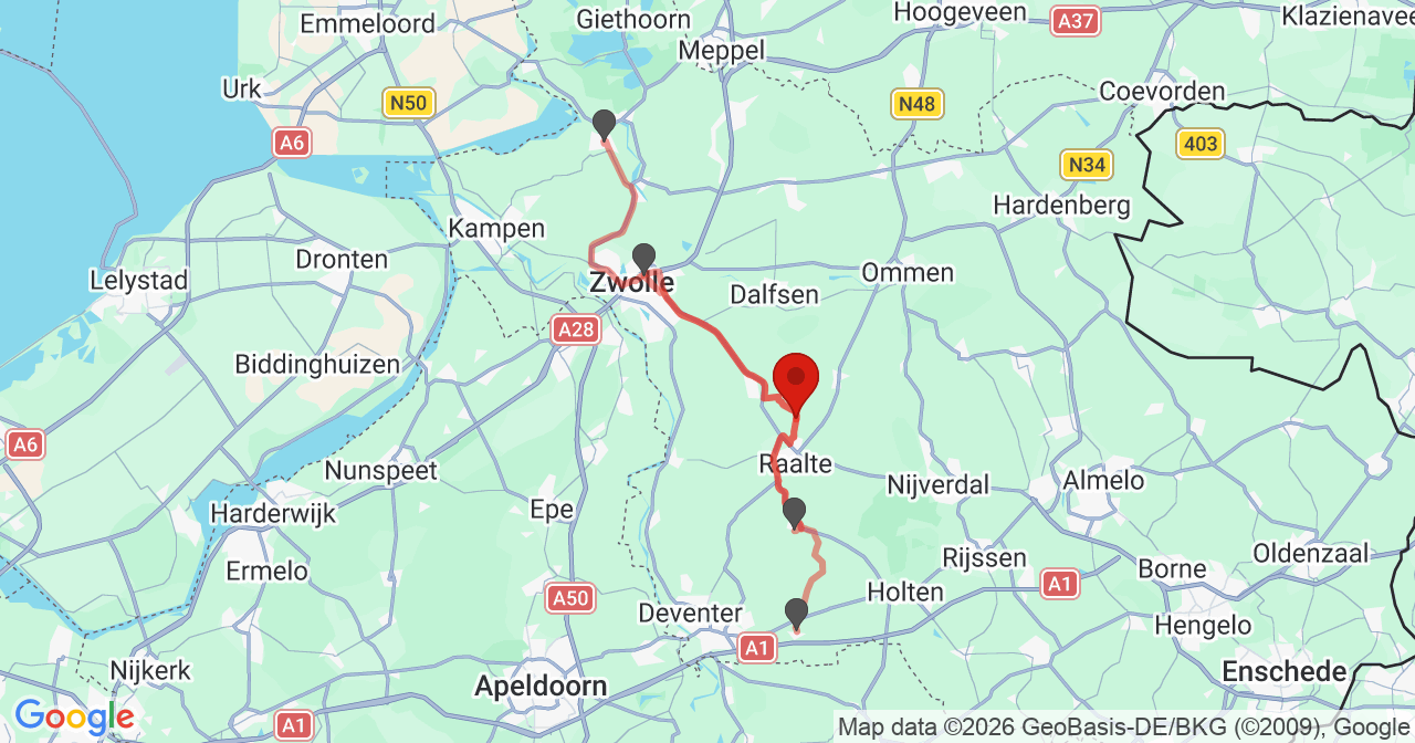 Kaart van het incident in Raalte met berekende routes vanaf gealarmeerde posten