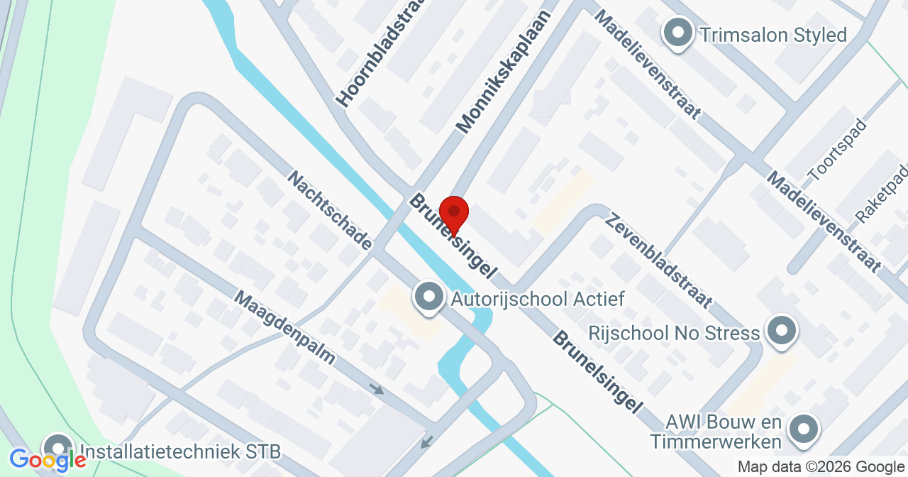 Kaart van het incident in Arnhem met berekende routes vanaf gealarmeerde posten