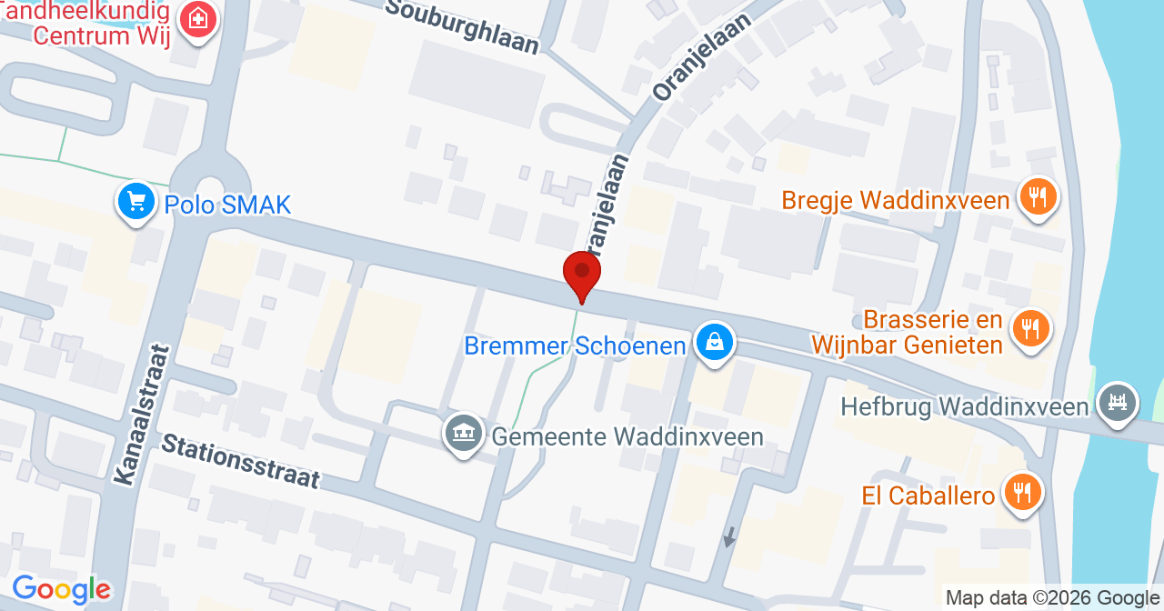 Kaart van het incident in Waddinxveen met berekende routes vanaf gealarmeerde posten
