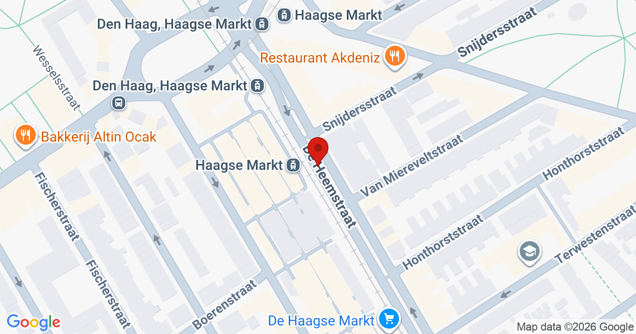 Kaart van het incident in 's-Gravenhage met berekende routes vanaf gealarmeerde posten
