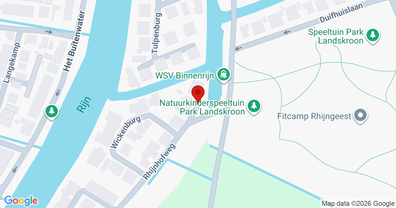 Kaart van het incident in Oegstgeest met berekende routes vanaf gealarmeerde posten