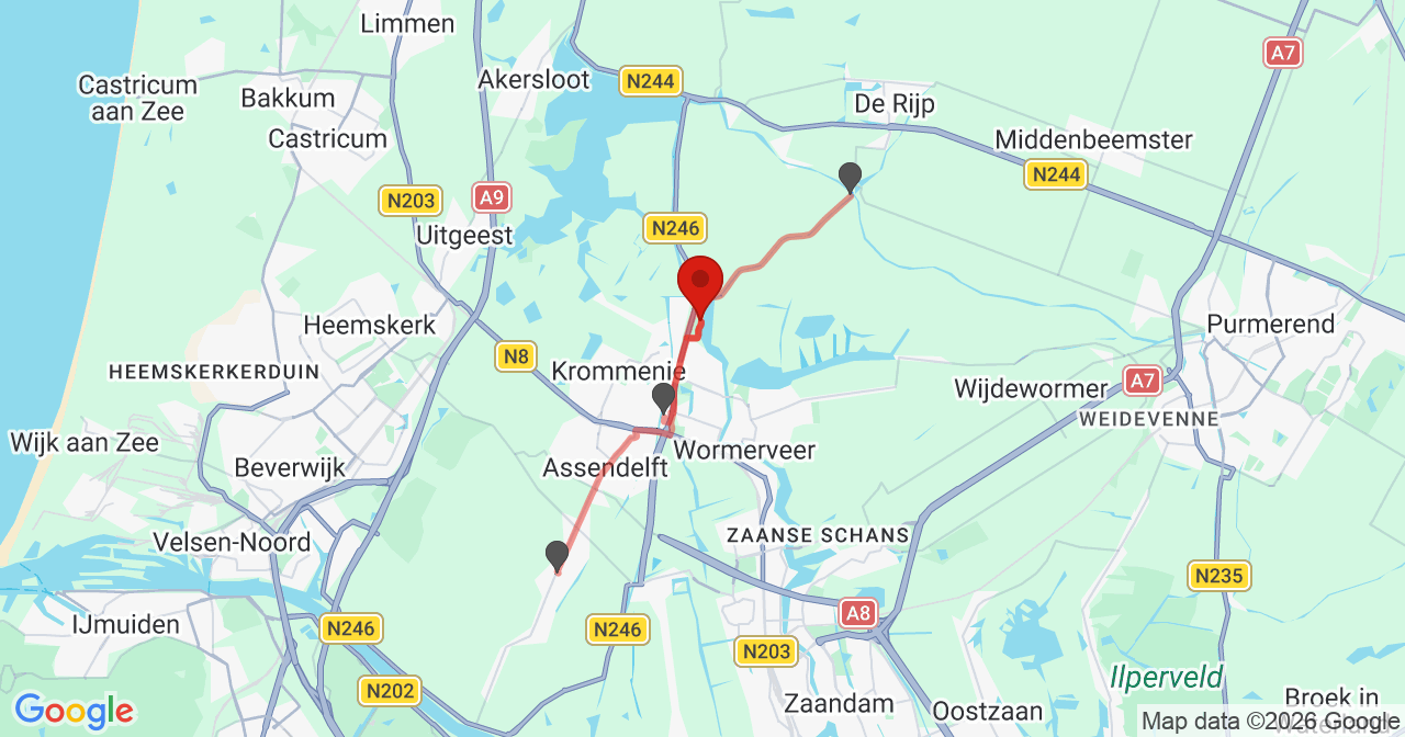 Kaart van het incident in Westknollendam met berekende routes vanaf gealarmeerde posten