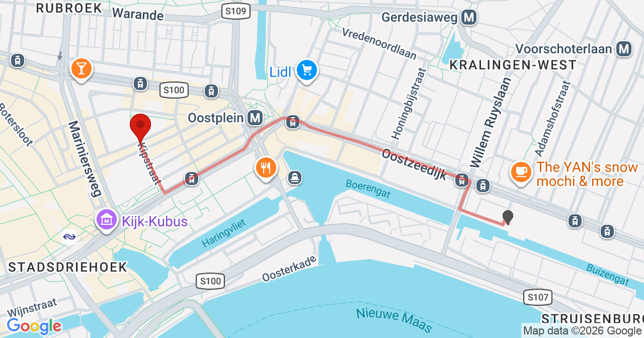 Kaart van het incident in Rotterdam met berekende routes vanaf gealarmeerde posten