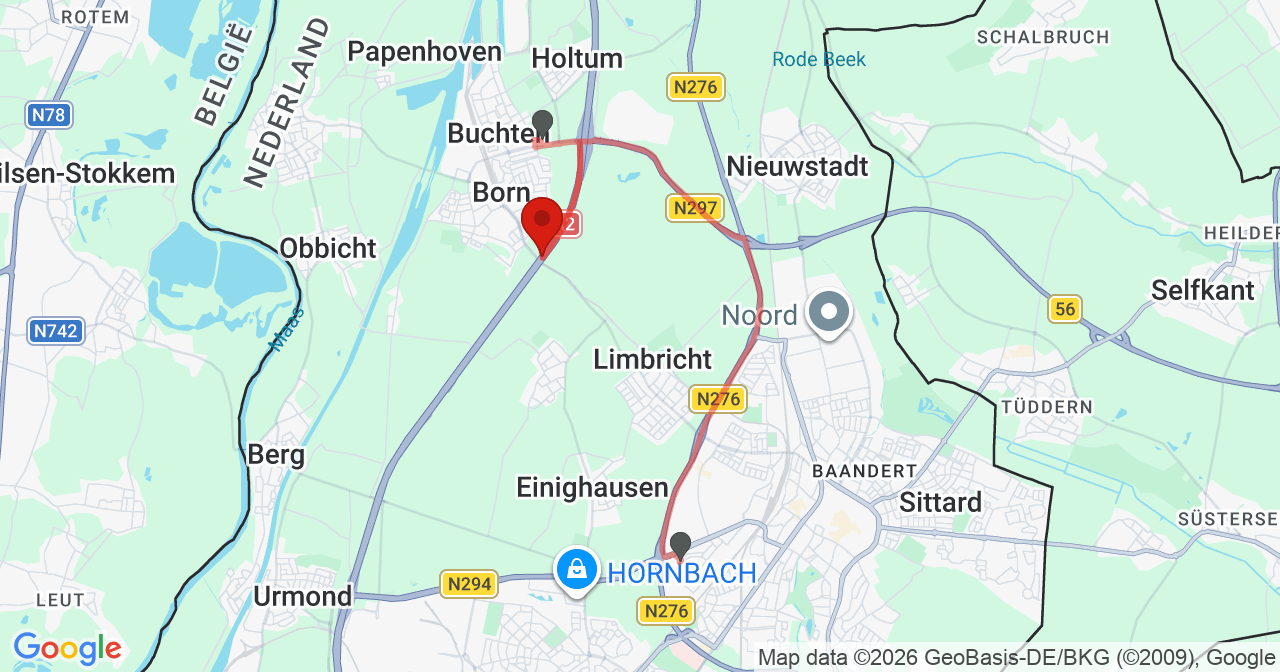 Kaart van het incident in Born met berekende routes vanaf gealarmeerde posten