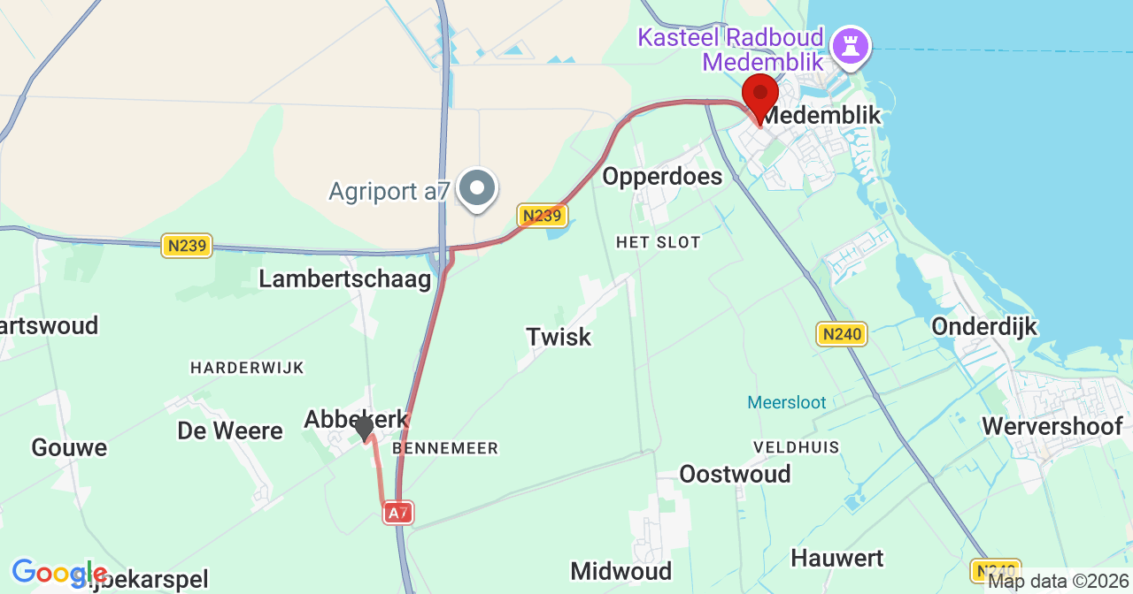 Kaart van het incident in Medemblik met berekende routes vanaf gealarmeerde posten
