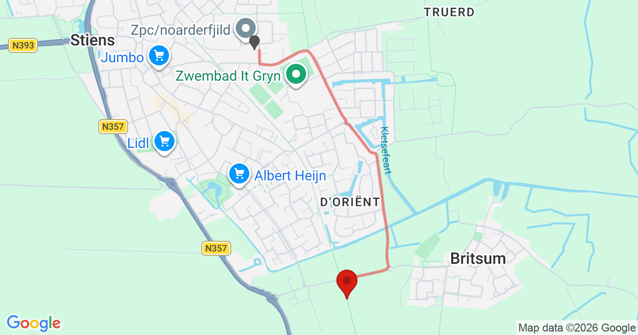 Kaart van het incident in Britsum met berekende routes vanaf gealarmeerde posten