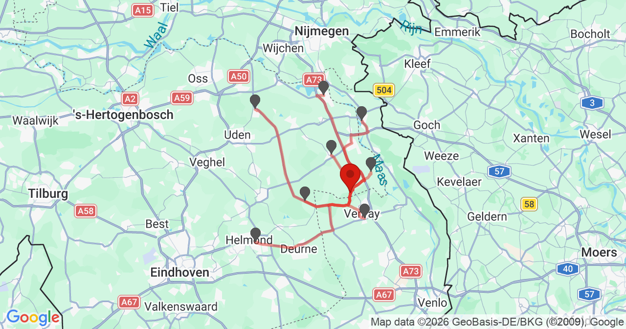 Kaart van het incident in Overloon met berekende routes vanaf gealarmeerde posten