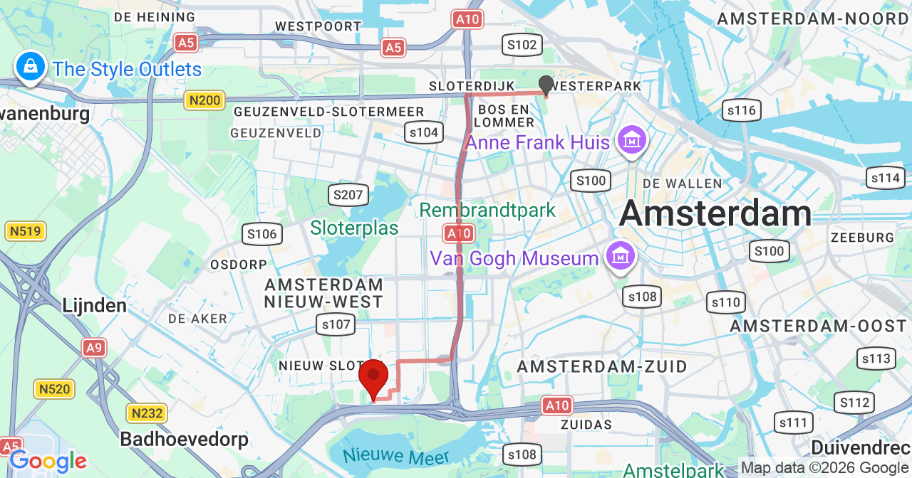 Kaart van het incident in Amsterdam met berekende routes vanaf gealarmeerde posten