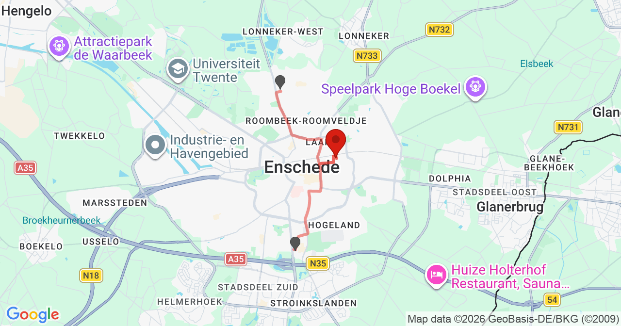 Kaart van het incident in Enschede met berekende routes vanaf gealarmeerde posten
