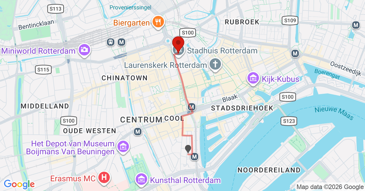 Kaart van het incident in Rotterdam met de aanrijroutes van de gealarmeerde eenheden