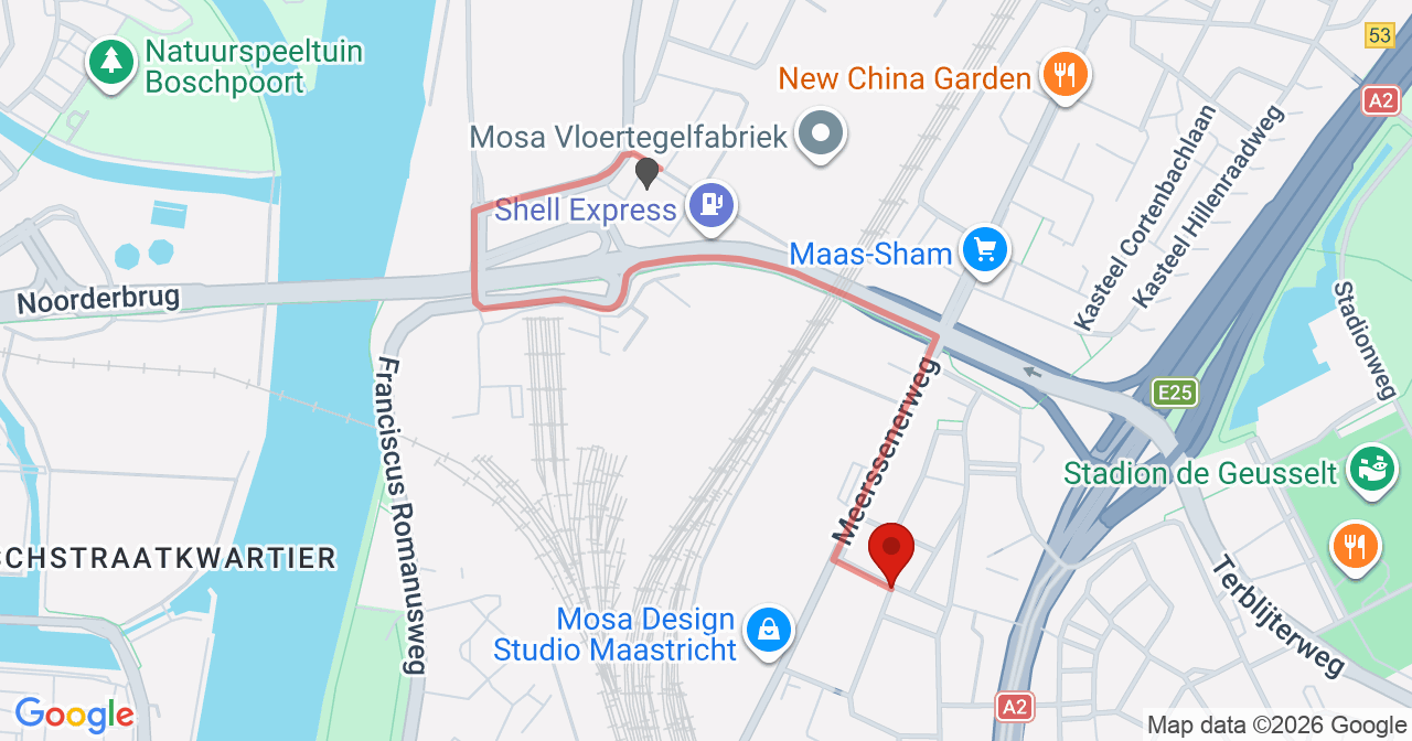 Kaart van het incident in Maastricht met de aanrijroutes van de gealarmeerde eenheden