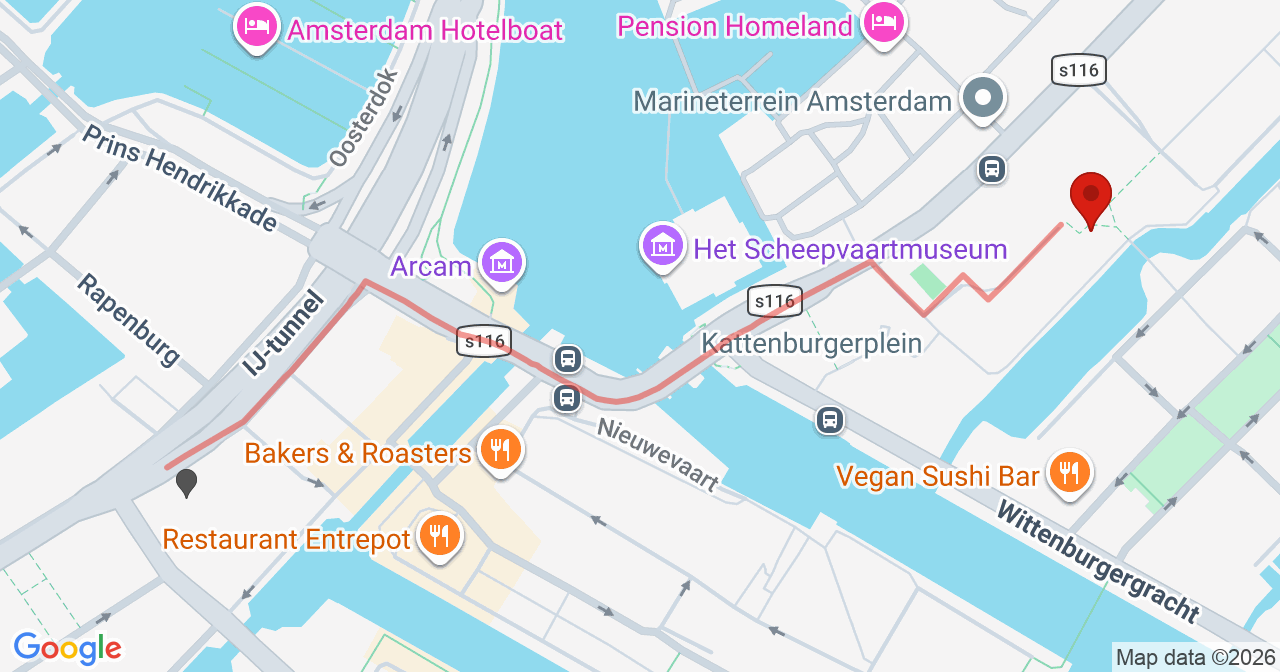 Kaart van het incident in Amsterdam met de aanrijroutes van de gealarmeerde eenheden